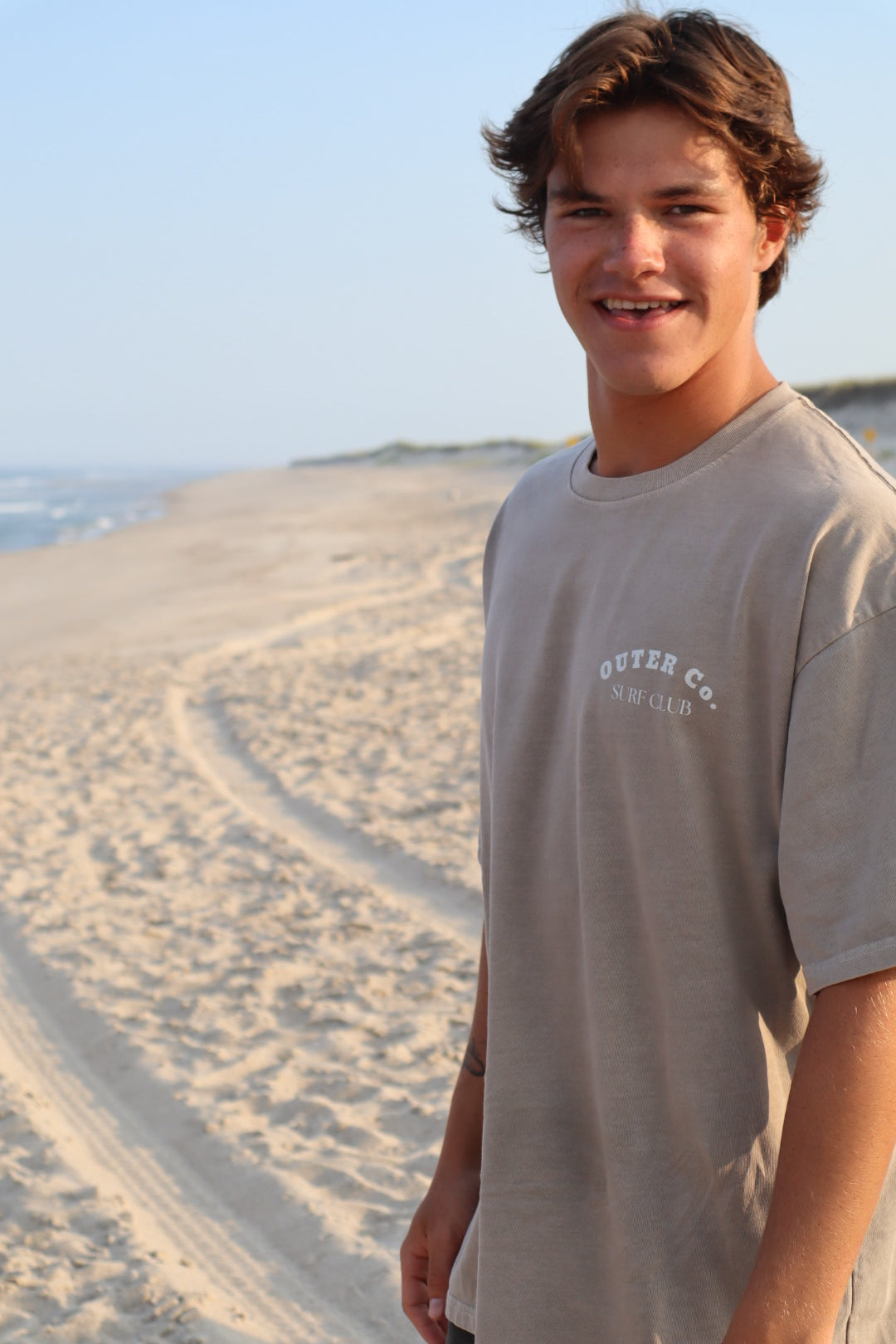 Surf Club Tee - Vintage Sand